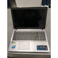 Asus X550V 15.6" HD Intel Core i3 3110m/6Gb/500Gb HDD/GF720m 2Gb