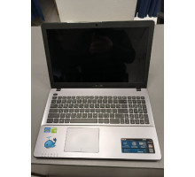 Asus X550V 15.6" HD Intel Core i3 3110m/6Gb/500Gb HDD/GF720m 2Gb