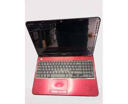 Dell Inspiron N5110 15,6" HD/ i3 2350m 2.3GHz/4Gb/500Gb